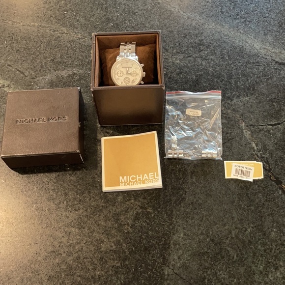 Michael kors watch